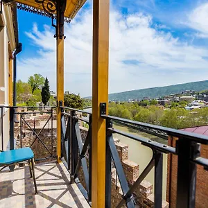 3* Hotel Metekhi's Galavani